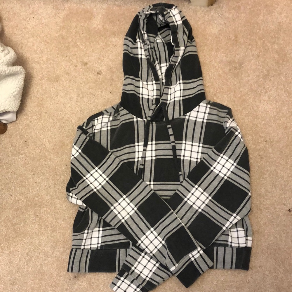 Cropped sweater